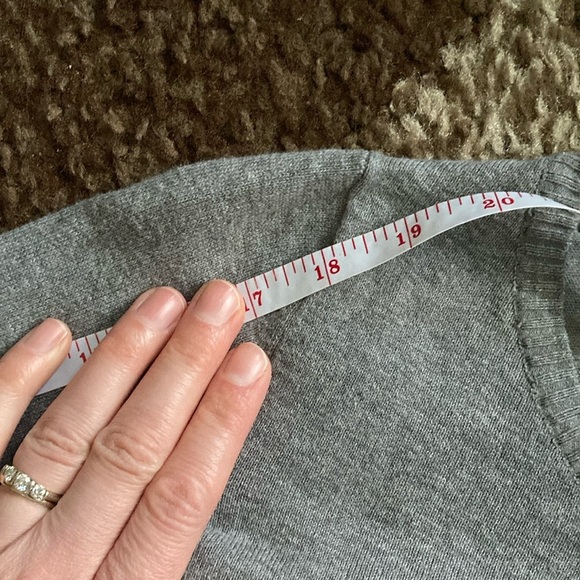 Zara Gray Crew Neck Sweater Soft Knit Relaxed Fit - Picture 11 of 11